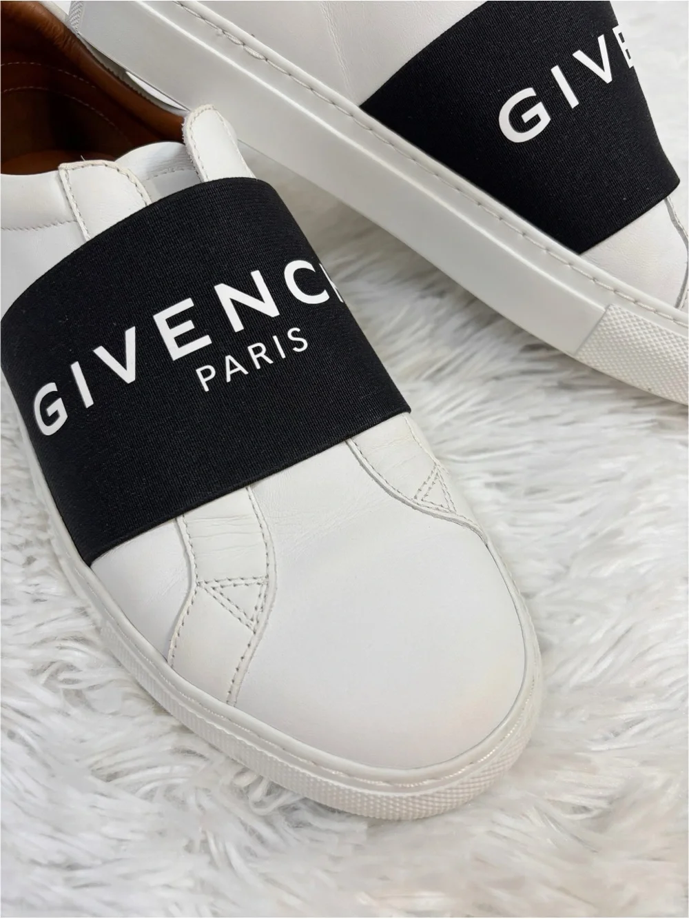 Givenchy‎ White Leather Slip-Ons sneakers with Black Logo Strap size 38 1/2